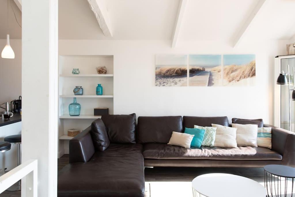 #40 Bright Sea View Suite For 6 2Mins Walk Port & Sea Villefranche-sur-Mer Eksteriør billede