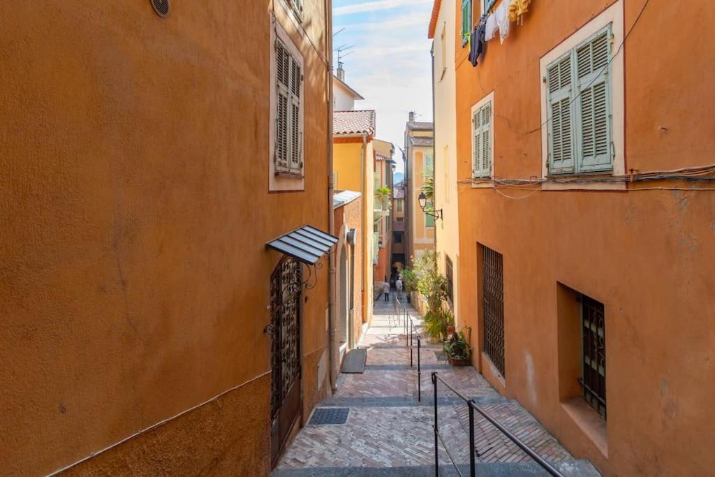 #40 Bright Sea View Suite For 6 2Mins Walk Port & Sea Villefranche-sur-Mer Eksteriør billede